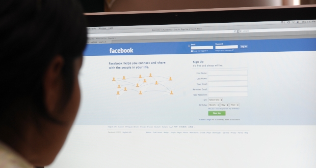 Un internaute arrêté pour avoir insulté le Premier ministre sur Facebook