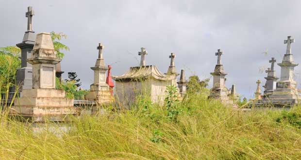 Profanation de tombes à Bois-Marchand: «une milice» pour protéger les morts