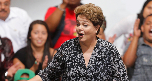 Dilma Rousseff toujours en tête des intentions de vote au Brésil