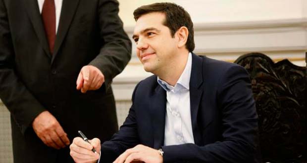 Le Premier ministre grec Alexis Tsipras dévoile le gouvernement