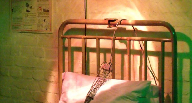 Enchaîné à son lit d’hôpital, Dooyoodan Neemye demande dédommagement