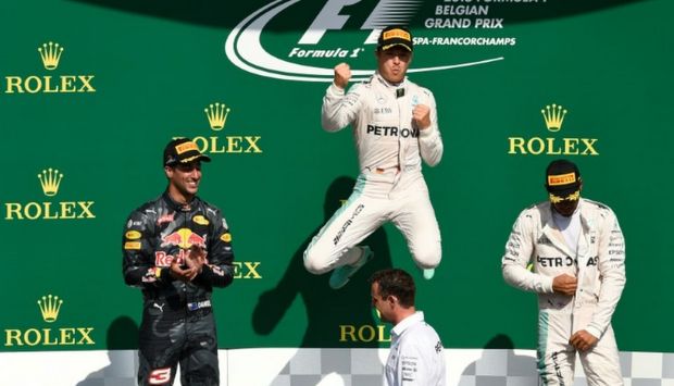 GP de Belgique: Rosberg (Mercedes) vainqueur, Hamilton 3e 