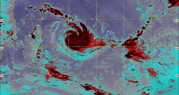 Cyclone tropical Joaninha: Rodrigues passe en alerte III 