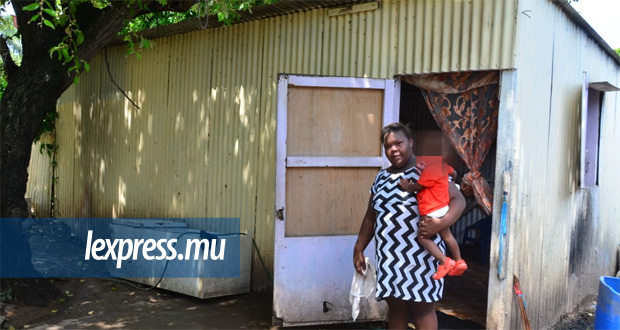 Rivière-Noire: Claudia Hyppolite, une mère célibataire, qui vit dans la misère