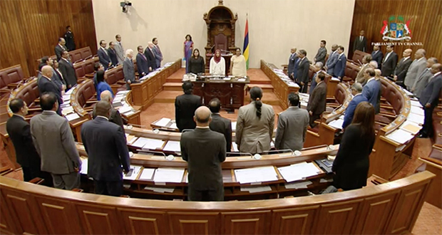Parlement: suivez les débats sur les projets de loi en live