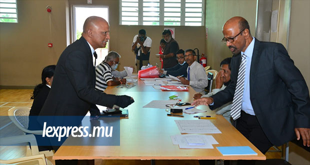 Élections villageoises: today is Nomination Day…