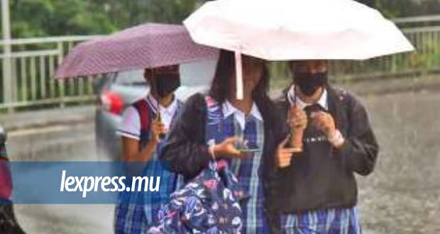Congés forcés dus au mauvais temps: le personnel enseignant dit pouvoir rattraper les cours perdus