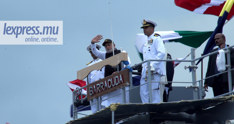 Modi: «Le Barracuda protègera votre territoire»
