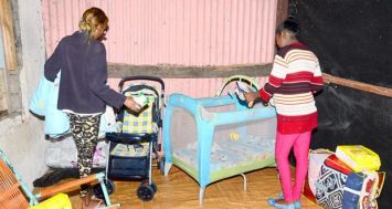 Aurélie et sa mère ont été surprises par les dons des Mauriciens. La jeune fille a accouché d’un bébé à l’hôpital Jeetoo, le vendredi 29 août.