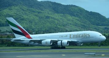 Un A380 d’Emirates atterrissant à Plaisance. Un second vol quotidien sera opéré à partir du 26 octobre.