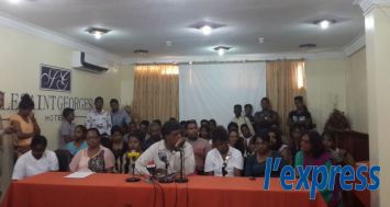 Lors d’une conférence de presse à Port-Louis, ce mercredi 7 janvier, l’association des parents et étudiants de l’EIILM University ont fait part de leurs doléances et demandes.