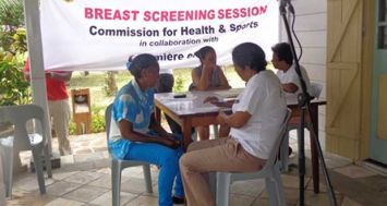 Pendant trois jours, la commission de la Santé et l’association Lumière et Vie ont mené des exercices de dépistages du cancer à travers l’île.