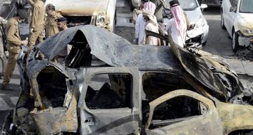 Sur les lieux d'un attentat contre une mosquée chiite revendiquée par l'Etat islamique à Dammam, en Arabie Saoudite. Les attentats dans le monde ont augmenté de plus d'un tiers l’an dernier.
