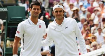 Le duel Novak Djokovic (à gauche) et Roger Federer est un classique du tennis mondial.