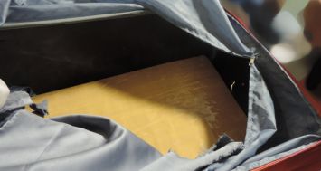 4,23 kg d’héroïne dissimulés dans le double-fond de deux valises ont été saisis à l’aéroport de Plaisance, lundi 21 septembre.