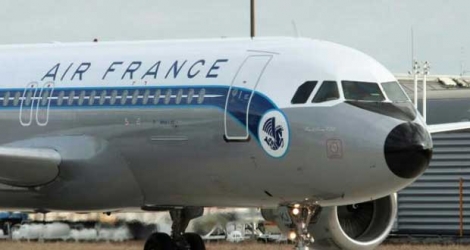Un Airbus A320 d'Air France après son atterrissage le 21 novembre 2008 à l'aéroport de Roissy.