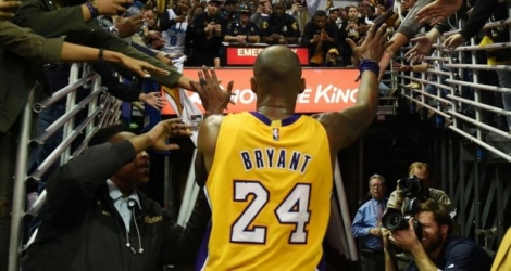 La star des Lakers Kobe Bryant après un match contre les Pelicans, le 4 février 2016 à La Nouvelle-Orléans