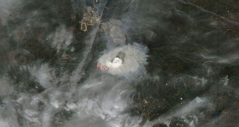 Image satellite de la Nasa du 3 mai 2016 montrant la région de Fort McMurray dans l'Alberta, ravagée par les flammes 