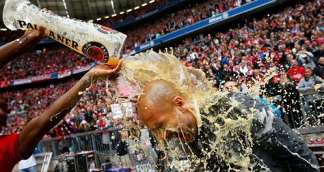 Guardiola se réjouit aussi de goûter une dernière fois à la traditionnelle douche de bière célébrant un sacre national.