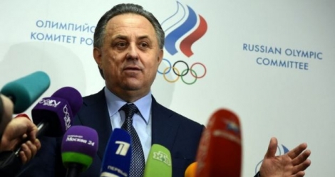 Le ministre russe des Sports Vitali Moutko face aux reporters, à la Fédération russe d'athlétisme, le 16 janvier 2016 à Moscou 