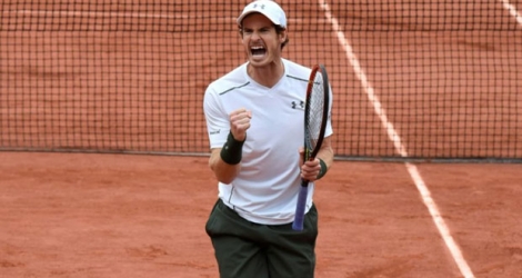 Le Britannique Andy Murray lors de son match victoirieux face à l'Américain John Isner, le 29 mai 2016 à Roland-Garros.