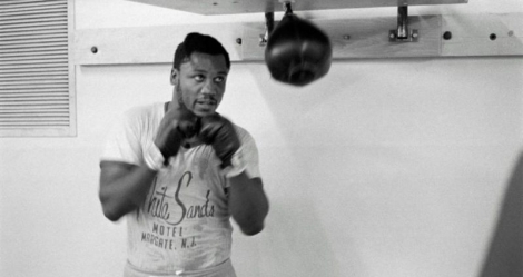 Le boxeur Joe Frazier, en janvier 1973 à Kingston en Jamaïque