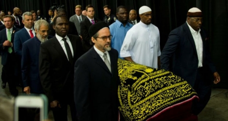 Les obsèques musulmanes de Mohamed Ali au Centre d'exposition de la ville américaine de Louisville, le 9 juin 2016.