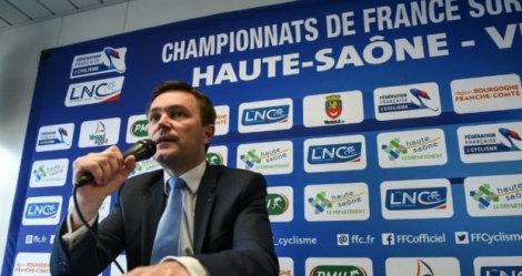 Le président de la FFC David Lappartient en conférence de presse, le 26 juin 2016 à Vesoul