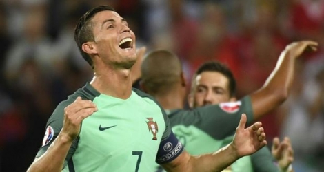 Cristiano Ronaldo après la victoire du Portugal face au Pays de Galles le 6 juillet 2016 à Lyon