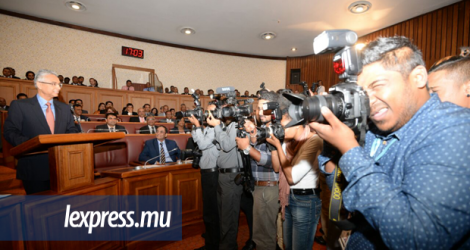 Les photographes de presse étaient nombreux dans l'hémicycle le jour de la présentation du Budget le 29 juillet.
