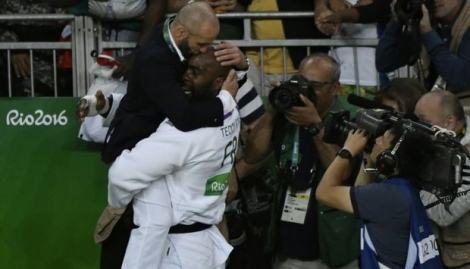 Le judoka français Teddy Riner après son sacre en finale des plus de 100 kg, le 12 août 2016 aux JO de Rio 
