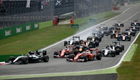 Les monoplaces au départ du Grand prix d'Italie de sur, l'Autodrome de Monza, le 4 septembre 2016 