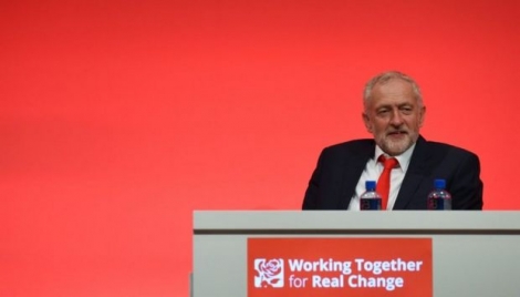Le leader du Labour Jeremy Corbyn lors du congrès du parti travailliste à Liverpool. 	