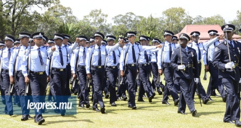 Parade de fin de formation des policiers en 2015.