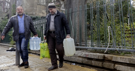 Les habitants de Damas étaient à bout à cause du manque d'eau courante.
