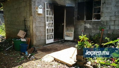  La maison des Moheedin, située à Grand-Gaube, a été incendiée, le mercredi 4 janvier.