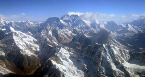 Carlos Rubio, 28 ans, et son compatriote Alex Txikon, 35 ans, se trouvent sur l'Everest depuis début janvier pour tenter d'accomplir la première ascension hivernale sans oxygène de la montagne en près de trente ans.