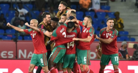 La joie des Marocains après un but contre la Côte d'Ivoire, le 24 janvier 2017 à Oyem.