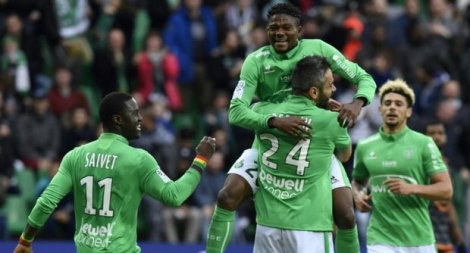 Le joie des joueurs de Saint-Etienne après un but contre Lorient, le 12 février 2017 à Geoffroy Guichard 