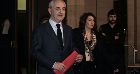 François Pérol, ex-conseiller économique de Nicolas Sarkozy à l'Elysée devenu président du groupe bancaire BPCE, le 15 décembre 2016, après une audience de la Cour de justice de la République à Paris