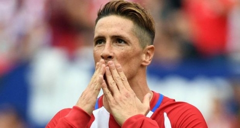 Fernando Torres a remercié ses supporters vendredi après avoir subi jeudi un traumatisme crânien en Championnat d'Espagne.