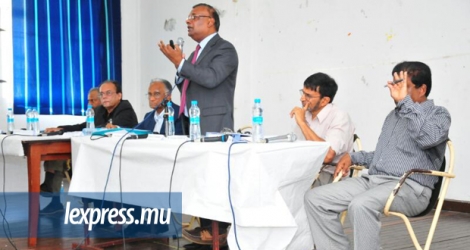 Tenue d’un débat autour du projet Metro Express à l’initiative de Think Mauritius ce mercredi 12 avril.     