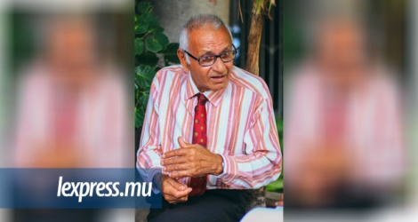Ibrahim Kala, 73 ans, se rend tous les mardis au Parlement pour assister au «concert».