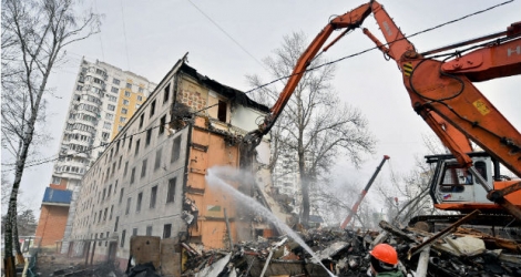 L'annonce fin février de la démolition concernait au départ 8.000 immeubles où vivaient 1,6 million de personnes.
