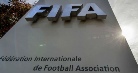 «Les membres du Conseil ont estimé que la Fifa et la Commission d'éthique avaient besoin d'air frais», a expliqué une source proche de la Fifa.