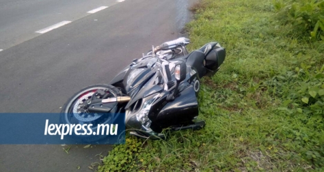 La motocyclette sur laquelle Uziel Moosun a fait une sortie de route fatale à Midlands, dimanche 4 juin.