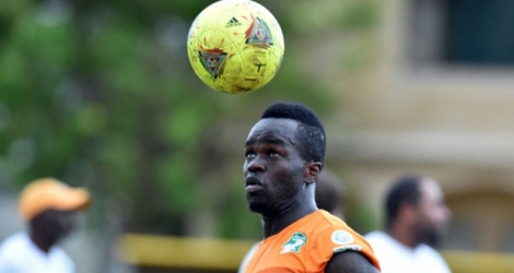 Le milieu de terrain international ivoirien Cheick Tioté, le 13 octobre 2014 lors d'un entraînement à Abidjan .