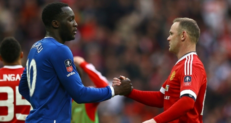 Wayne Rooney pourrait revenir dans le club de ses débuts, Everton, et croiser en sens inverse Romelu Lukaku, pressenti à Manchester United.