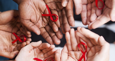 Selon le dernier décompte de l’Onusida - programme de coordination de l’ONU contre le sida pour l’année 2016 -, 36,7 millions de personnes vivent avec le VIH dans le monde.