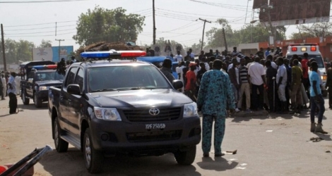 Des services de police et d'urgences à Maiduguri lors d'un attentat, le 11 décembre 2016